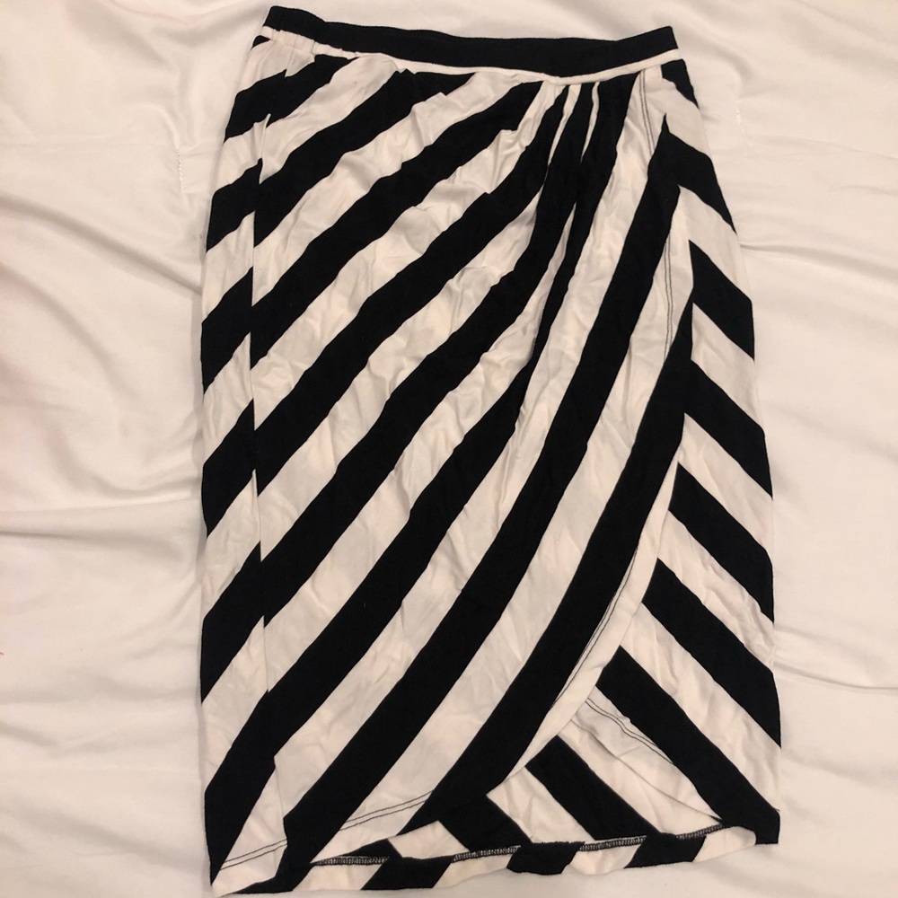 skirt from guess